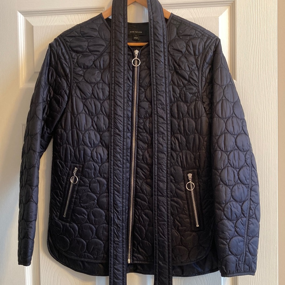 Ann Taylor Lightweight Quilted Jacket, EUC